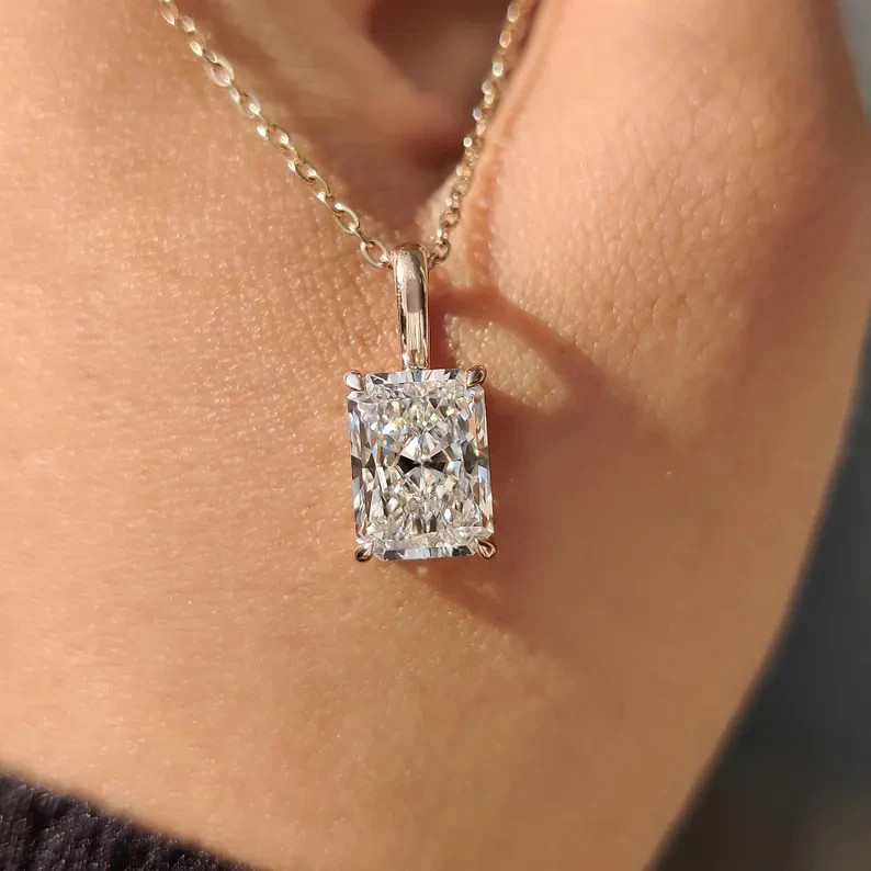 14K Yellow Gold Pendant 2.00CT Radiant-Cut Lab Grown Diamond E/VS1 IGI NO Chain
