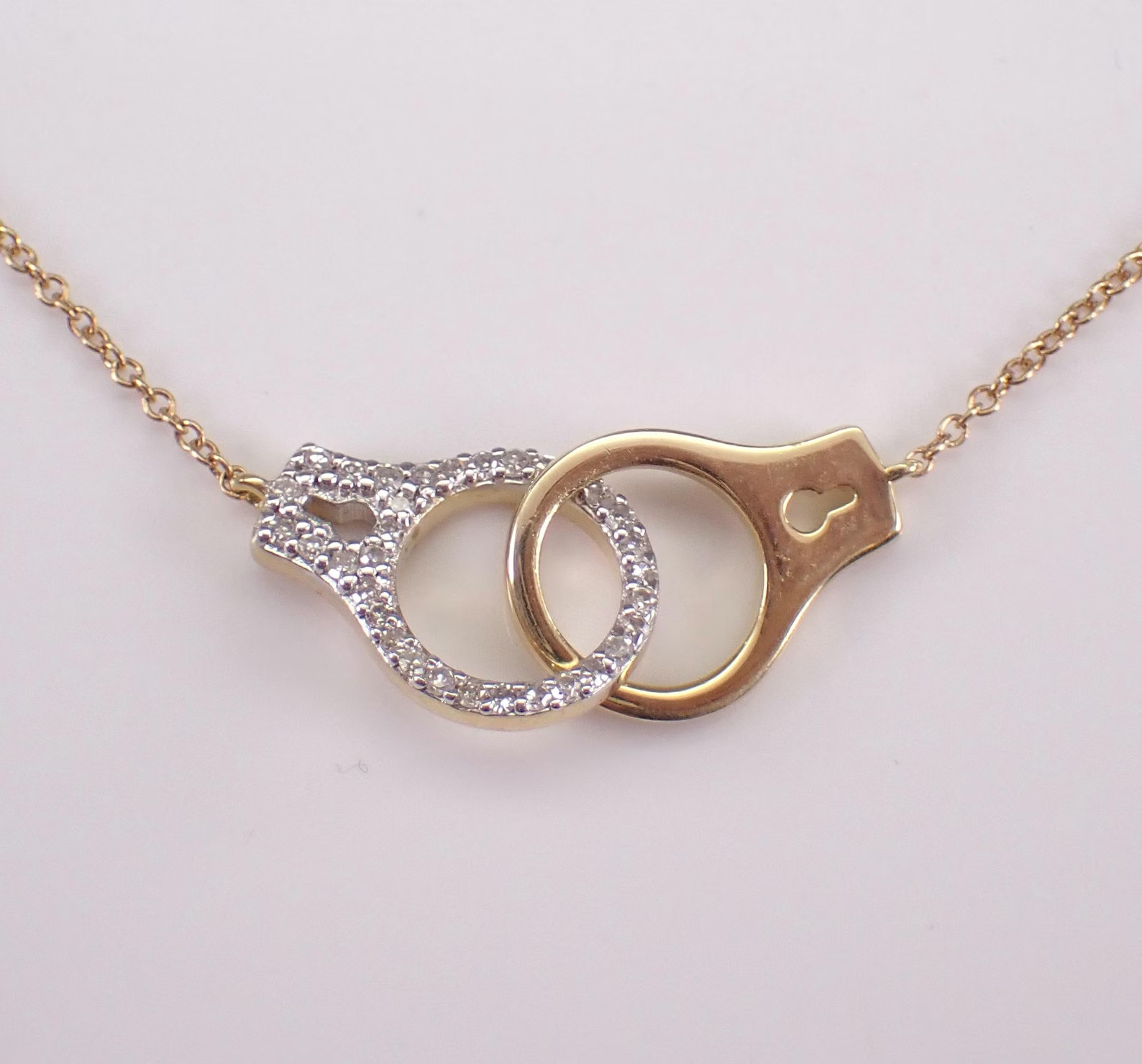 0.40Ct Round Moissanite Handcuff Shape Pendant Necklace 14K Yellow Gold Plated