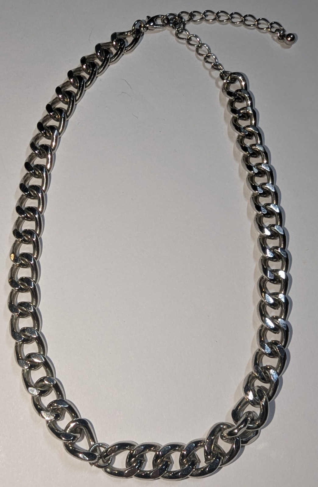 Silver tone link chain necklace or bracelet costume jewelry no brand