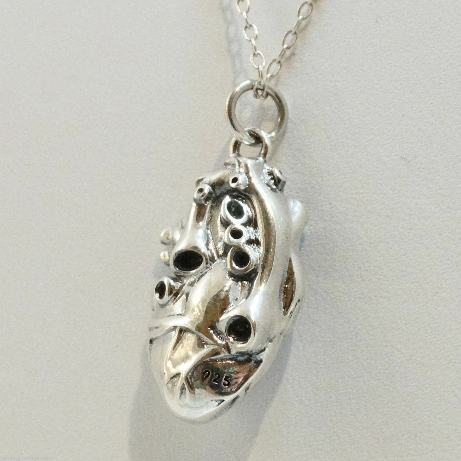 3D Anatomical Human Heart Charm Necklace – 925 Sterling Silver – Love Lifelike