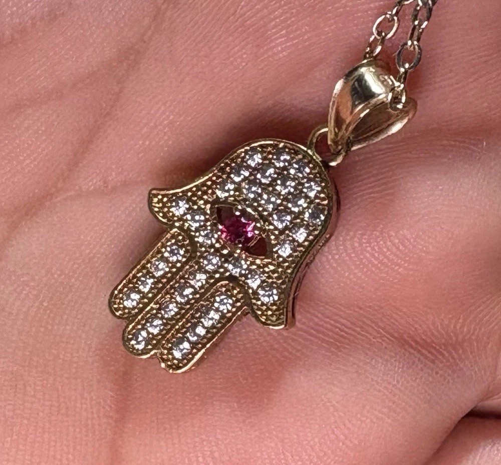 10k Yellow Gold Hamsa Amulet Ruby Eye Stone Pendant Beautiful 2.20G26mm 3.6mmB