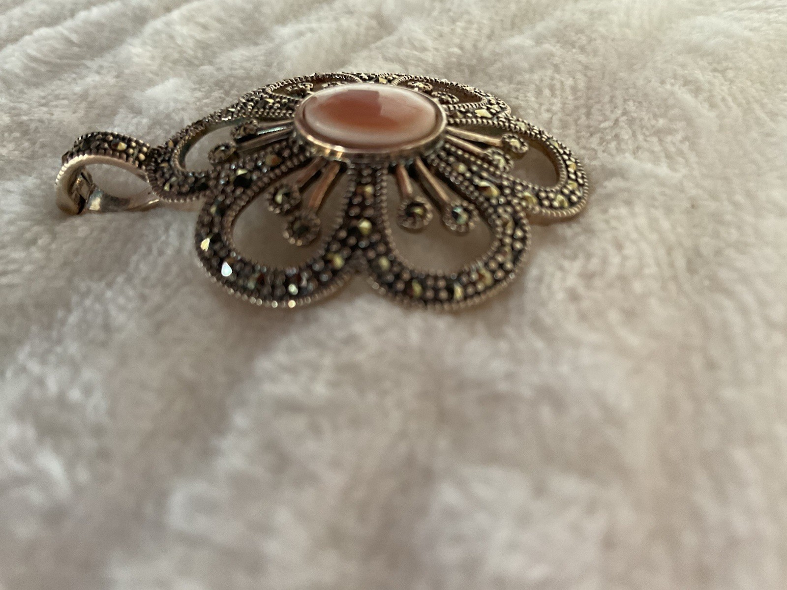 925 Sterling Silver Marcasite & Pink Mother Of Pearl Pendant