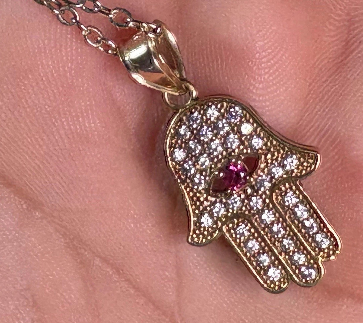 10k Yellow Gold Hamsa Amulet Ruby Eye Stone Pendant Beautiful 2.20G26mm 3.6mmB