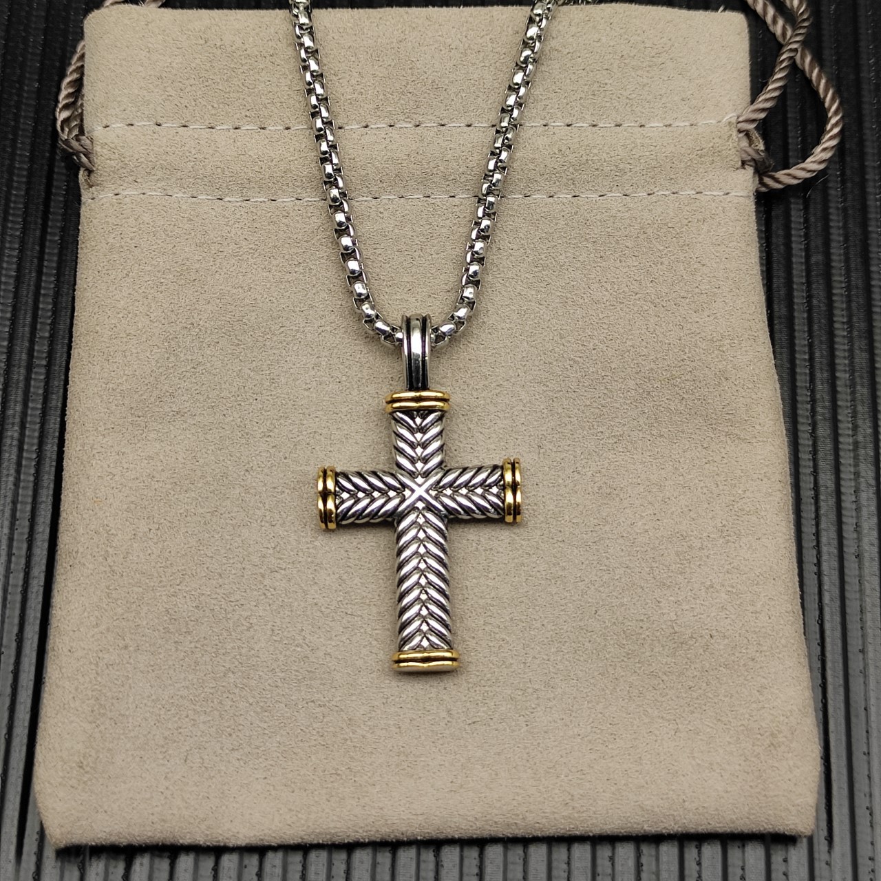David Yurman Classic Cable Wire Cross Pendant 925Silver 18K Gold Necklace 19.6IN