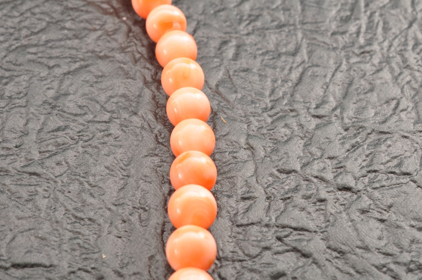 Vintage Salmon pink coral Necklace and ear clip set (17.3in 152ct) Certificate