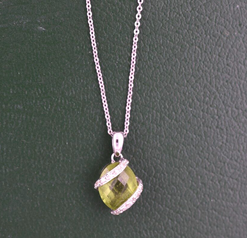 14K White Gold Chain W/ Peridot & Diamond Pendant EXCELLENT