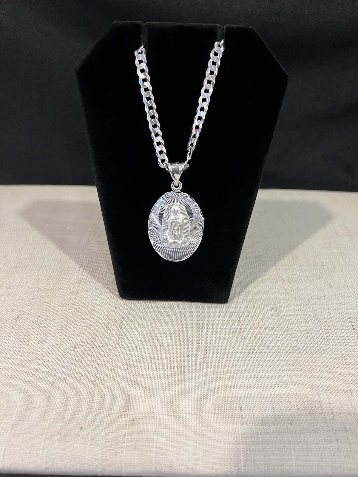 925 Sterling Silver Womens Virgin Mary Virgen Maria Medal & Curb Chain 20 26 30