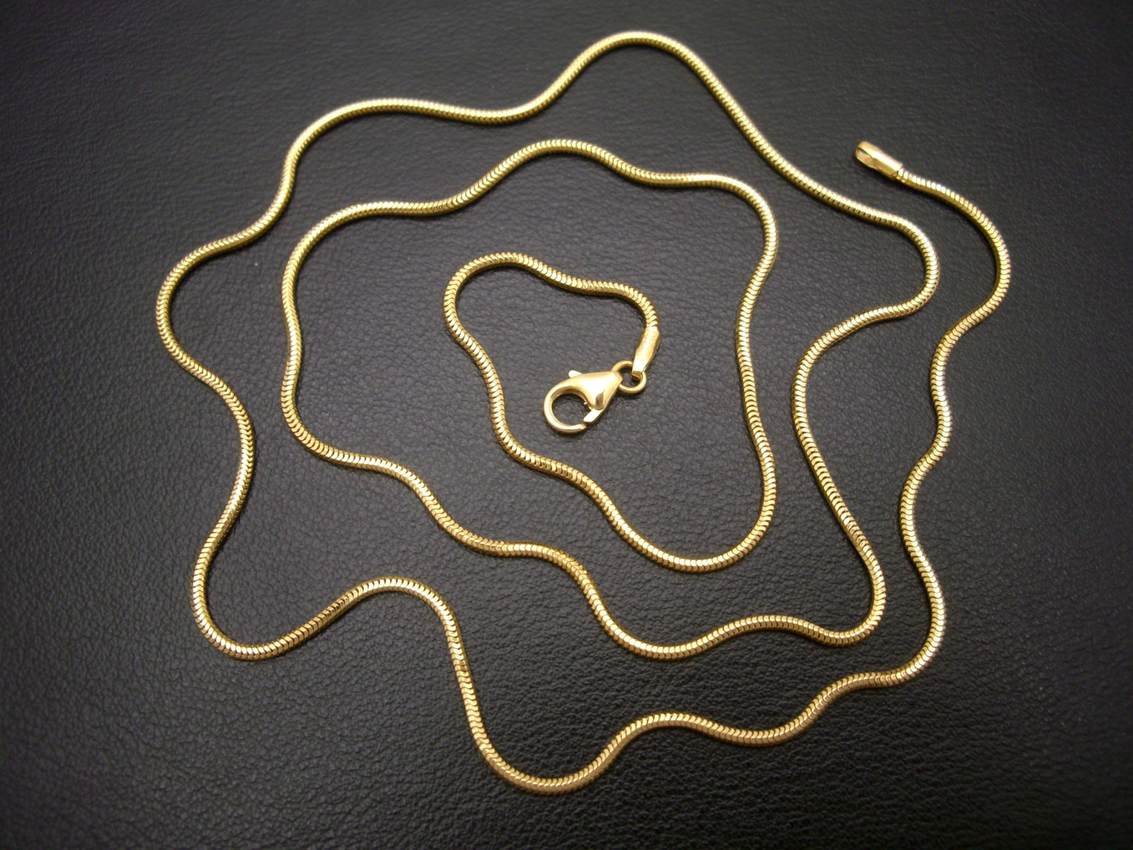 MILOR 14K GOLD SHINY SNAKE CHAIN NECKLACE 24″ – 5.46 GRAMS