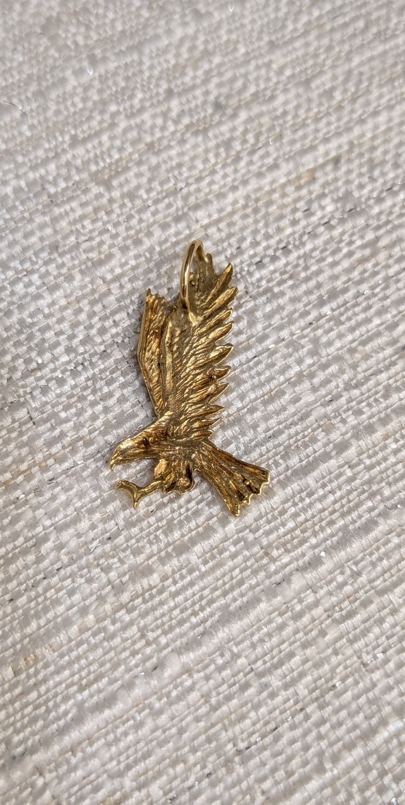 14K Yellow Gold Eagle Bird Charm Pendant 1.21 Grams. Excellent Condition Vintage