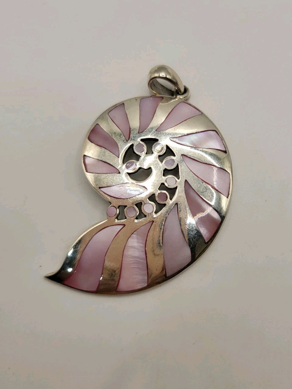 925 Sterling Silver Nautilus Shell Pendant Pink Mother-of-Pearl Inlay 2.5″