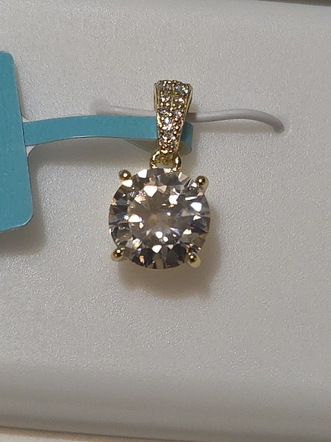 925 Moissanite Pendant 8MM 2.00 CTW VVSD Color
