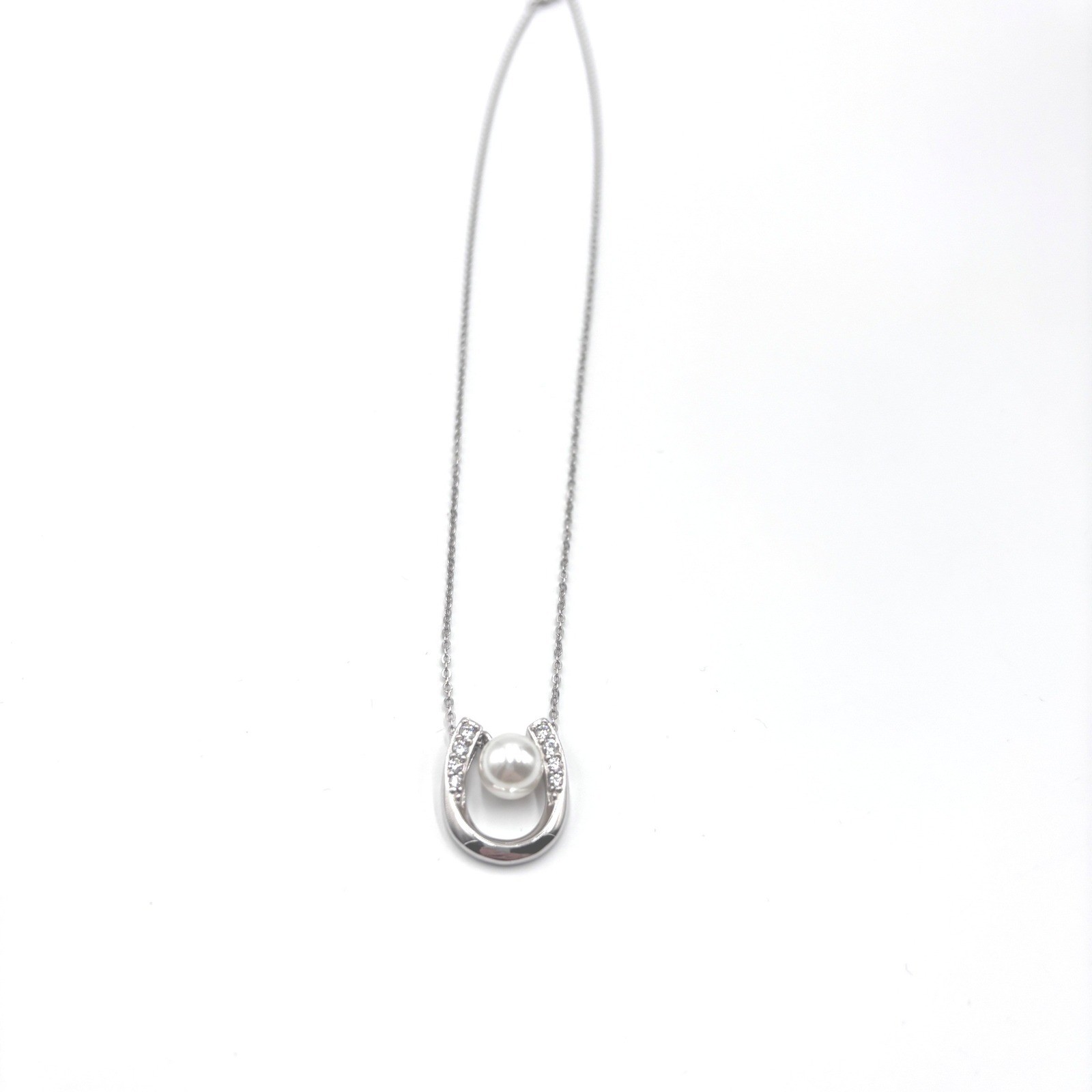Sterling Silver 925 Horseshoe Pearl Cubic Zirconia Pendant Necklace Silver Tone
