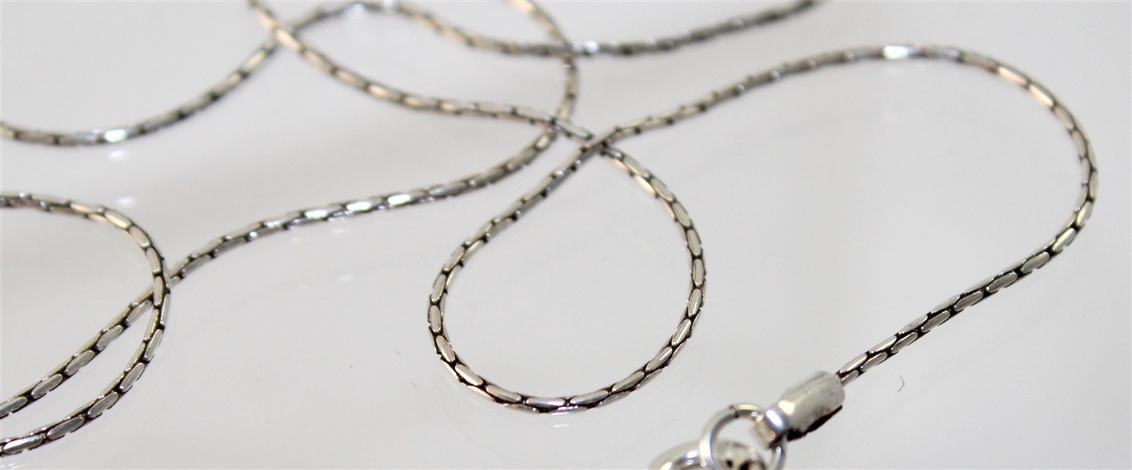 Sterling Silver .80mm Round Box Chain 20″ 2.3 grams