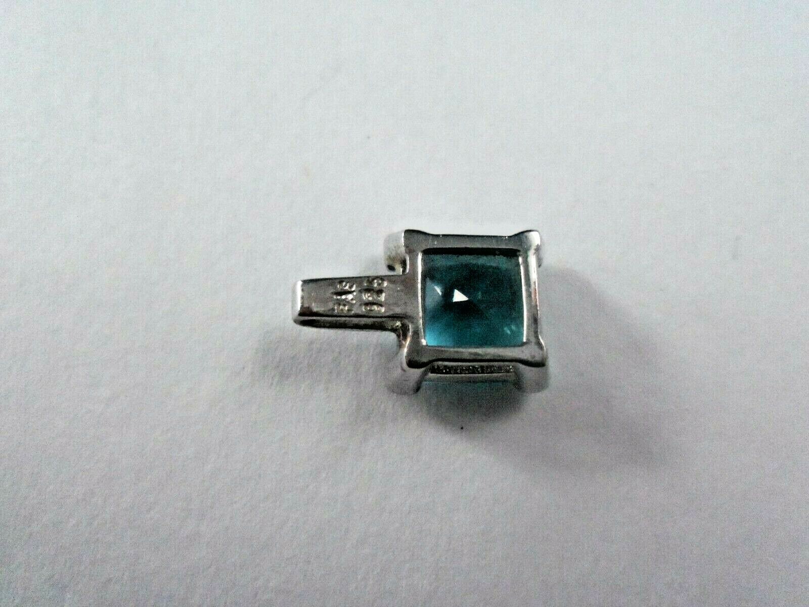 925 Silver pendant with light blue stone! Very pretty!