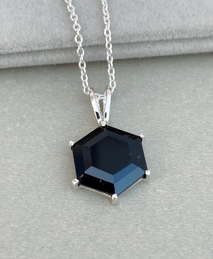 Hexagon Black Onyx Gemstone Necklace 925 Silver Elegant Onyx Jewelry For Unisex