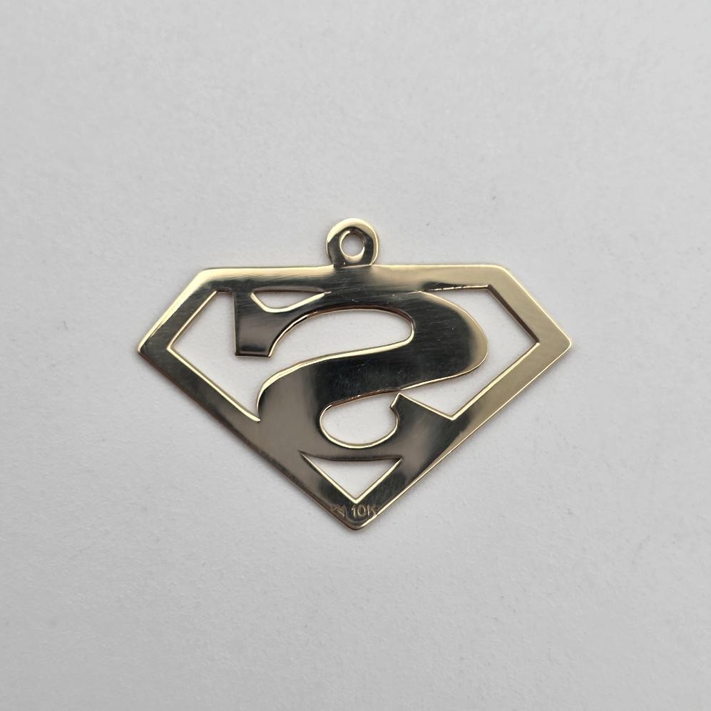 10K Yellow Gold Flat Polished Superman S Shield Logo Symbol Pendant/Charm *READ*