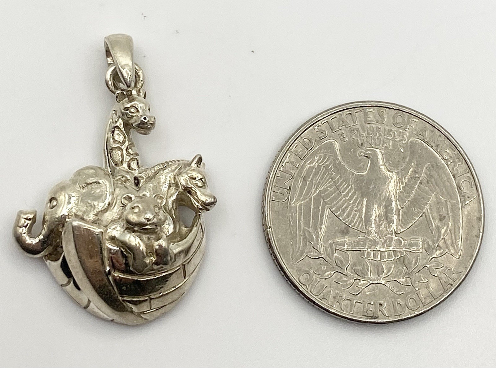 Sterling Silver / 925 Noahs Ark With Animals Pendant