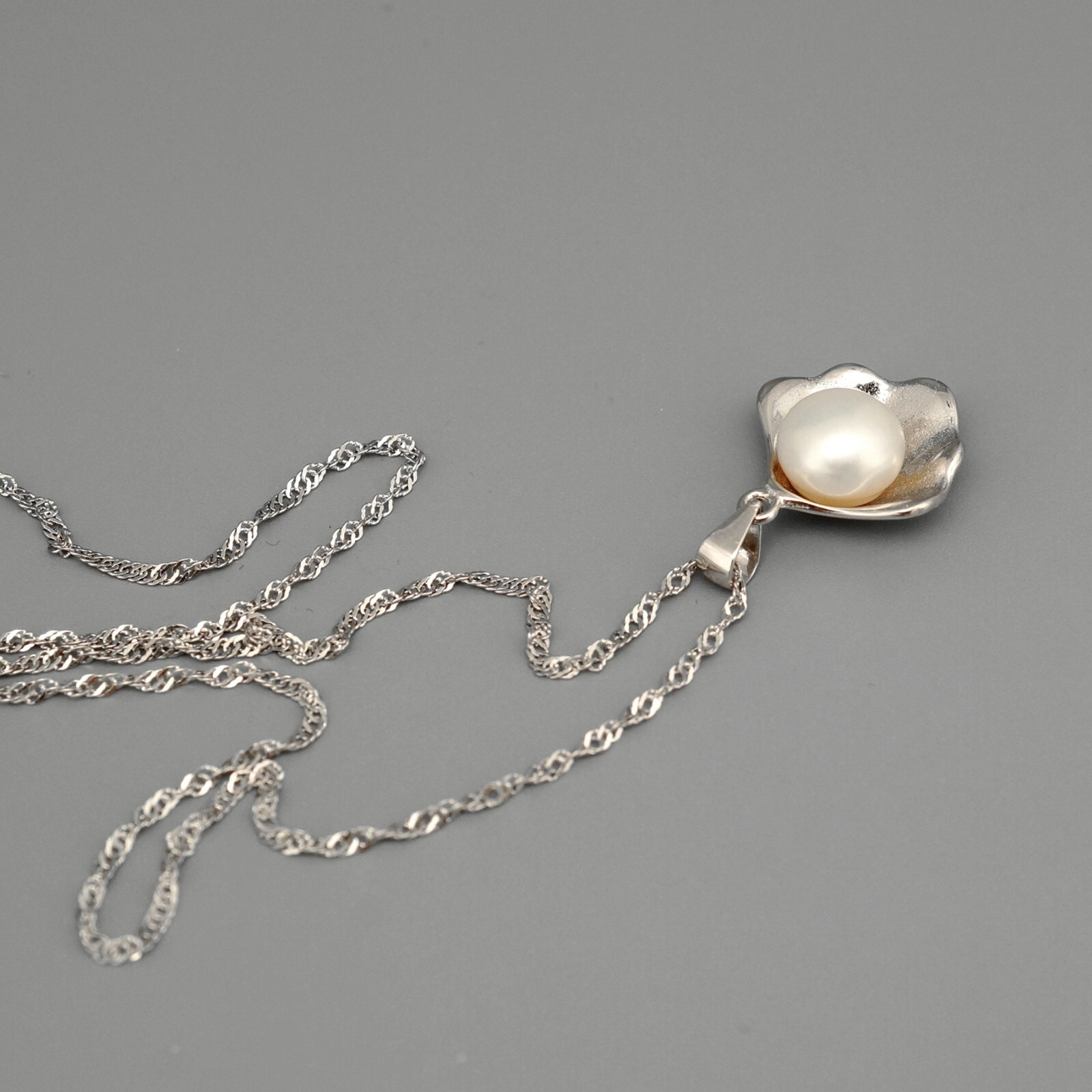 Women Sterling Silver Freshwater Pearl Pendant Necklace Chain Beach Shell 07472