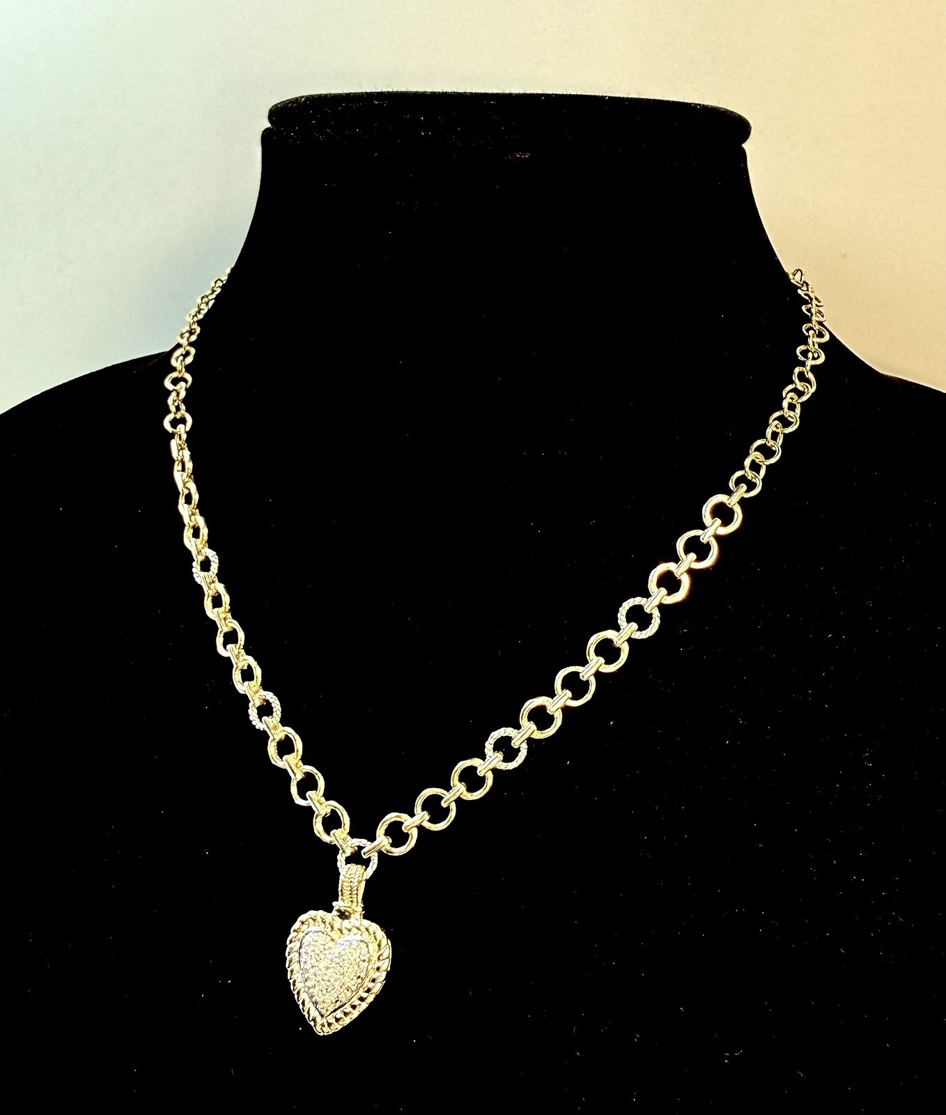 Heng Ngai 925 Sterling Silver Vermeil Pendant Necklace Pave Diamond Heart 16.75”