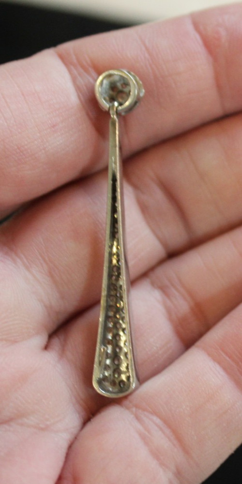 Vintage 18K White Gold Art Deco Round Pave Diamond Elongated Drop Pendant 4.3 g