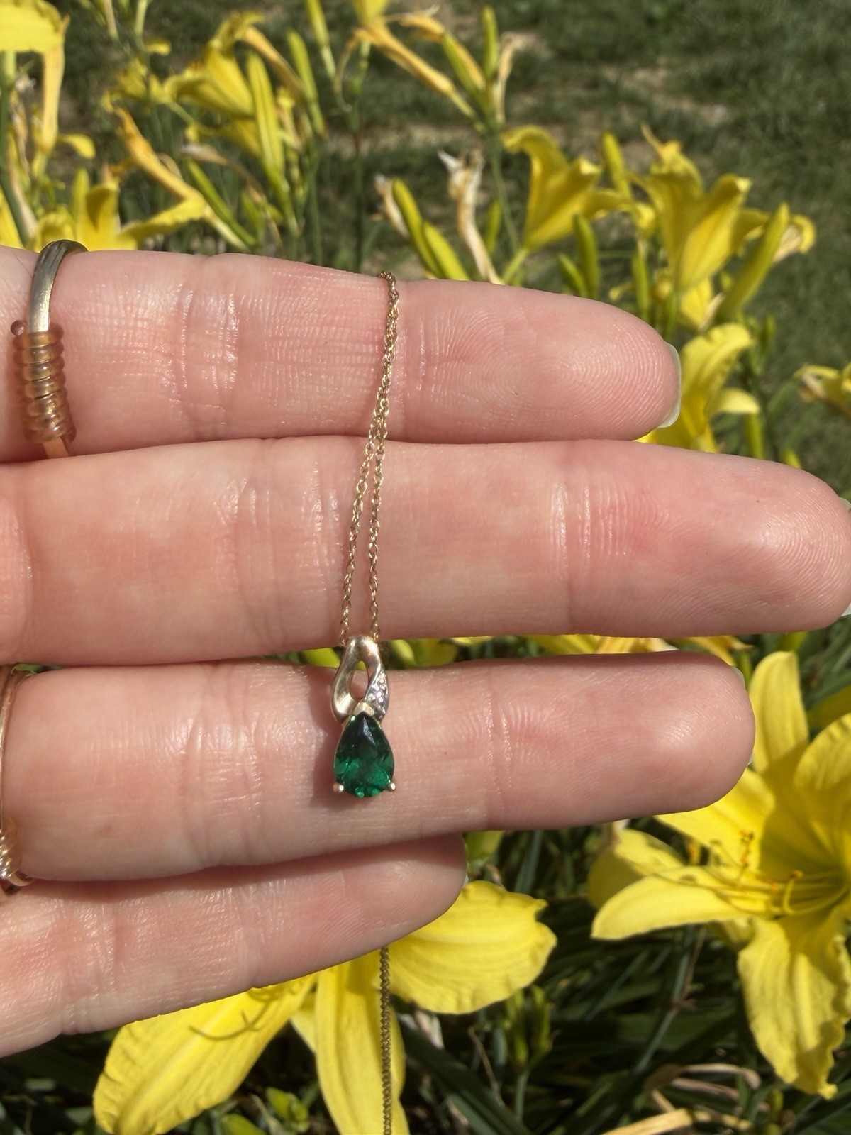 Vintage 10k Yellow Gold Emerald and Diamond Pendant with 10k Necklace