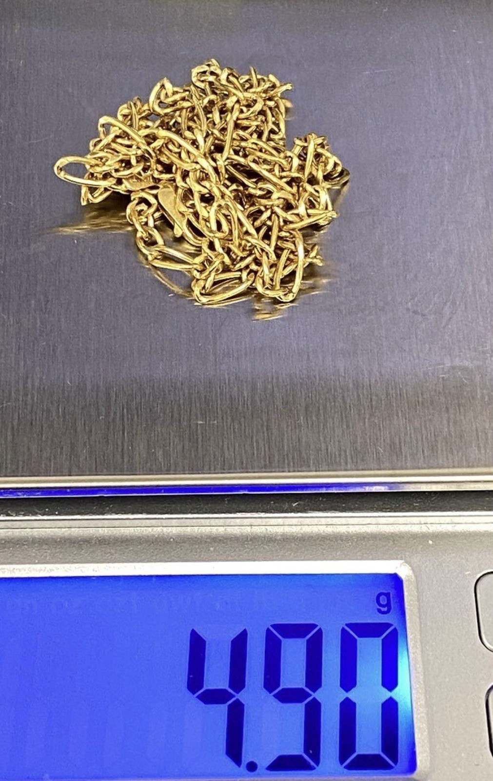 14K Yellow Gold Figaro Chain Necklace 4.9 Grams 23.5 in. Long 2 mm.
