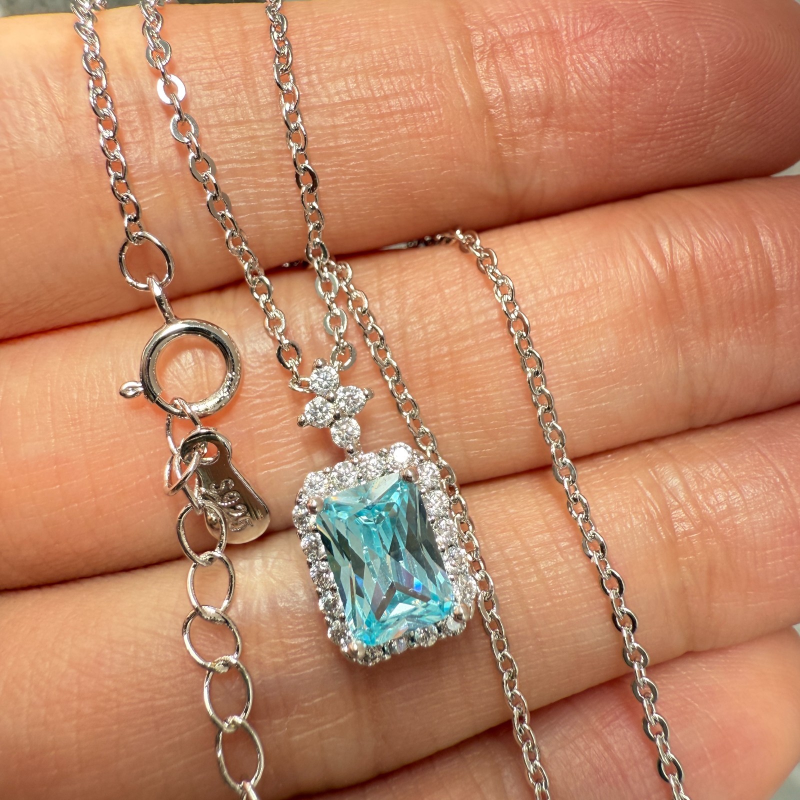 925 Sterling Silver Necklace 7x5mm Natural Aquamarine Birthstone Flower Chain