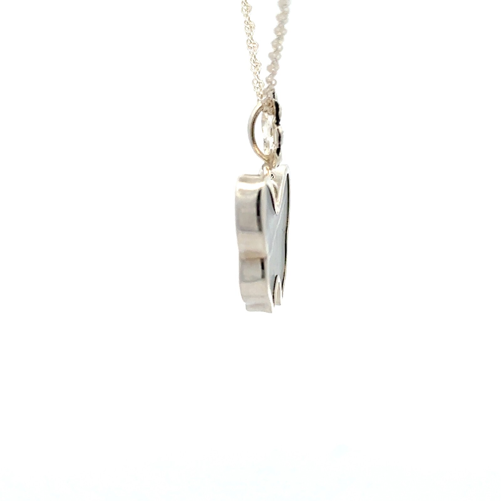 .950 Silver Natural Butterfly Wing Necklace-Butterfly 21 x26 mm (.925 / 18 inch)
