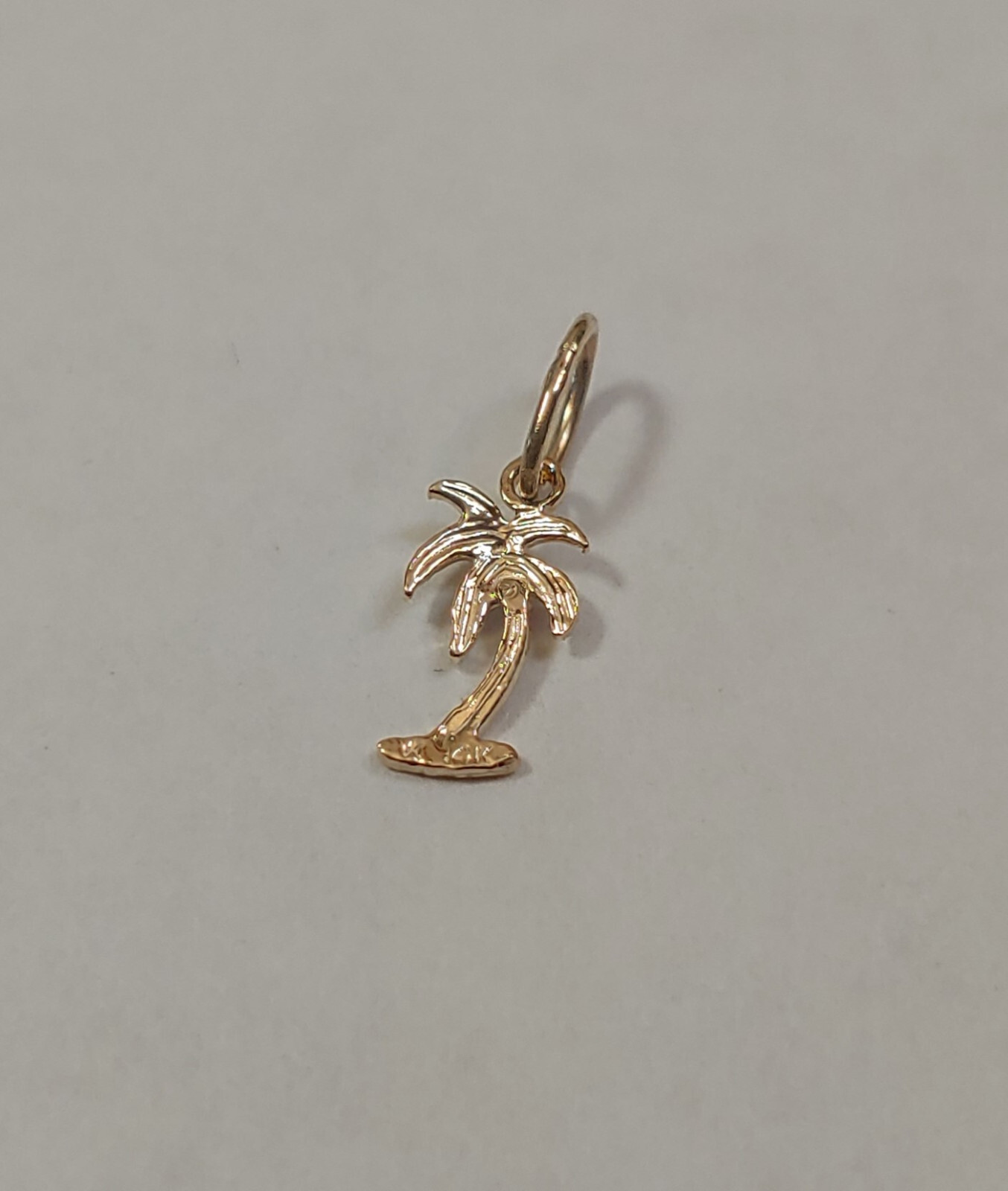 New 14k Yellow Gold Palm Tree Charm Pendant