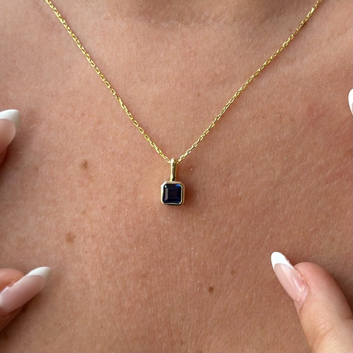 14k Gold Handmade Lab-Created Princess Cut Sapphire Gemstone Pendant Necklace