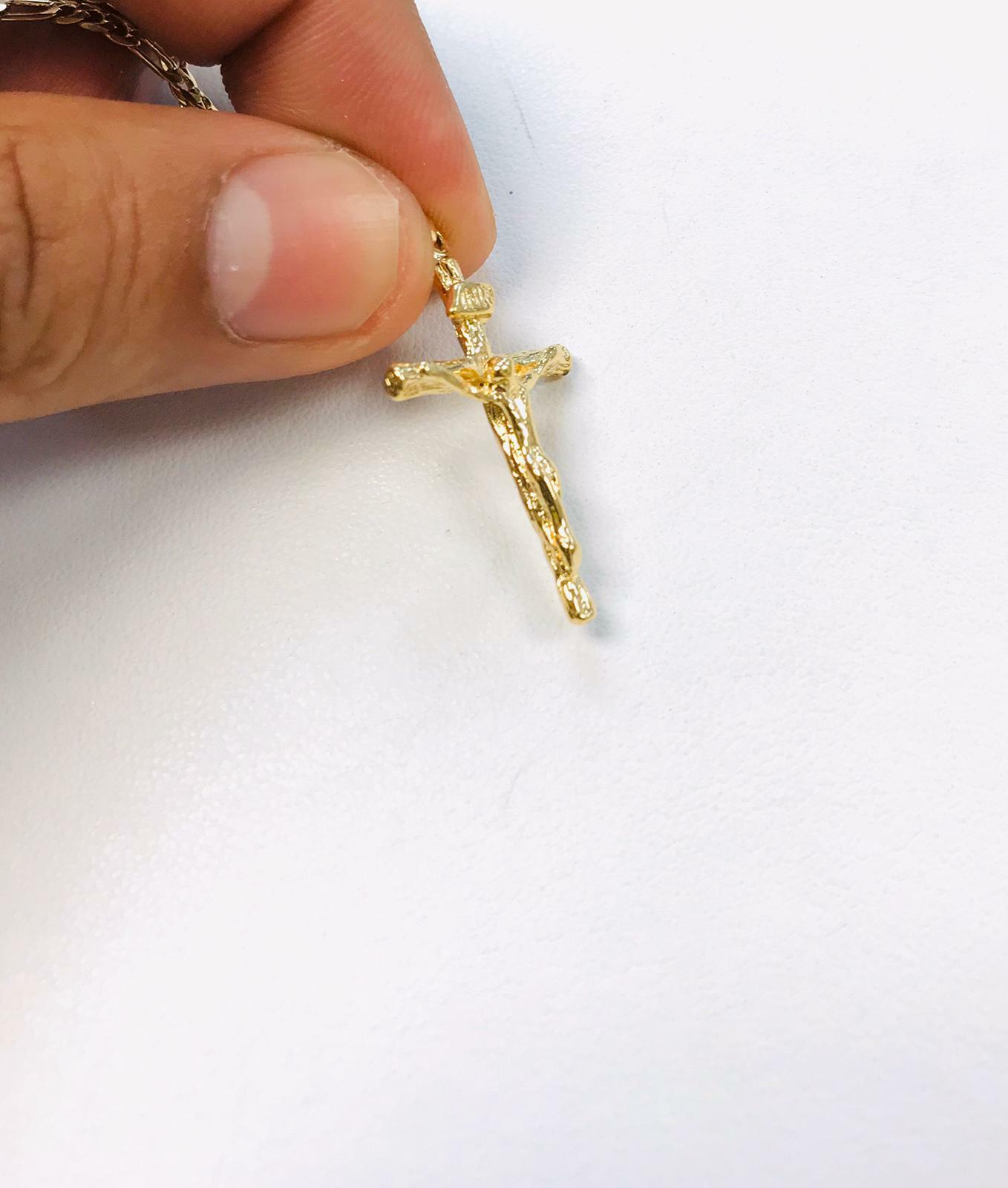 Rustic Cross Necklace 14K Gold F Crucifix Pendant Figaro Link Chain 20″ Womens