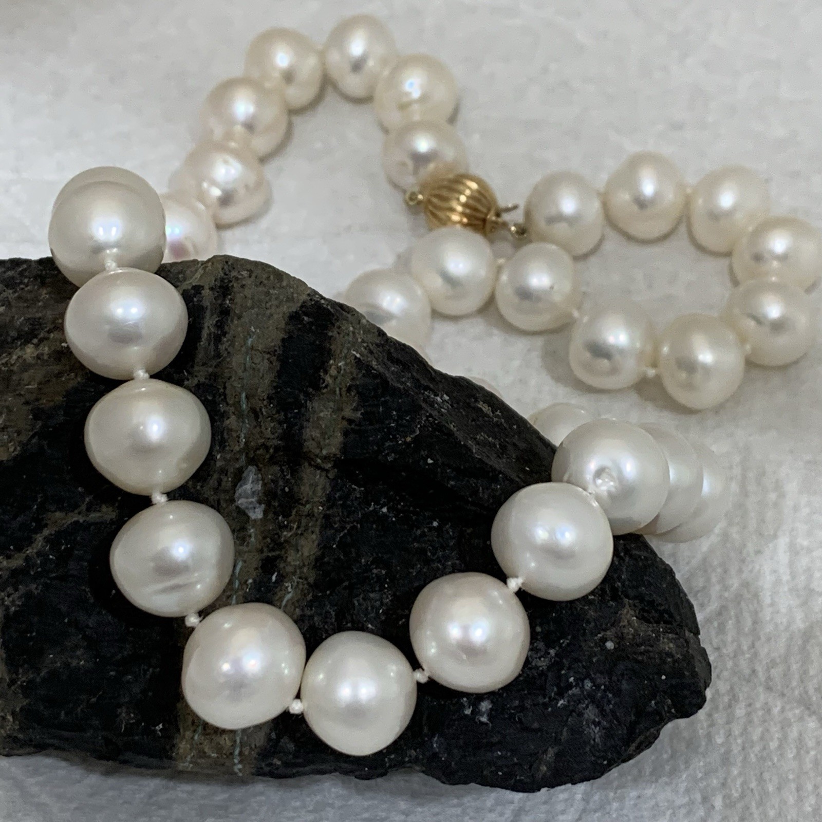 BIG Pearl Necklace 11mm 14k Yellow Gold 62.33gr White SouthSea style FIC 16” WOW
