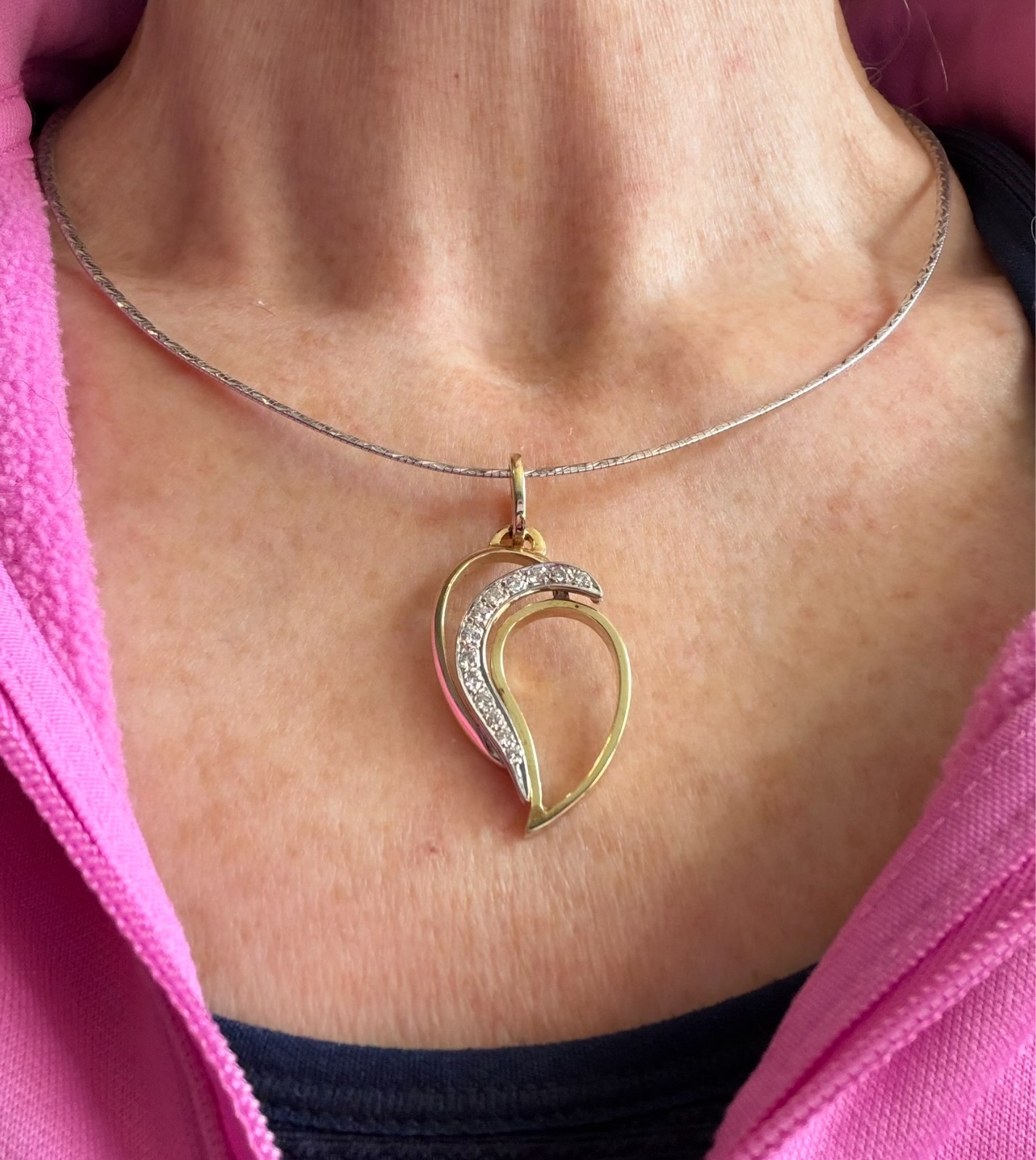 14k Two tone Gold (yellow and white gold) G-H Diamond Leaf Pendant 6.2g