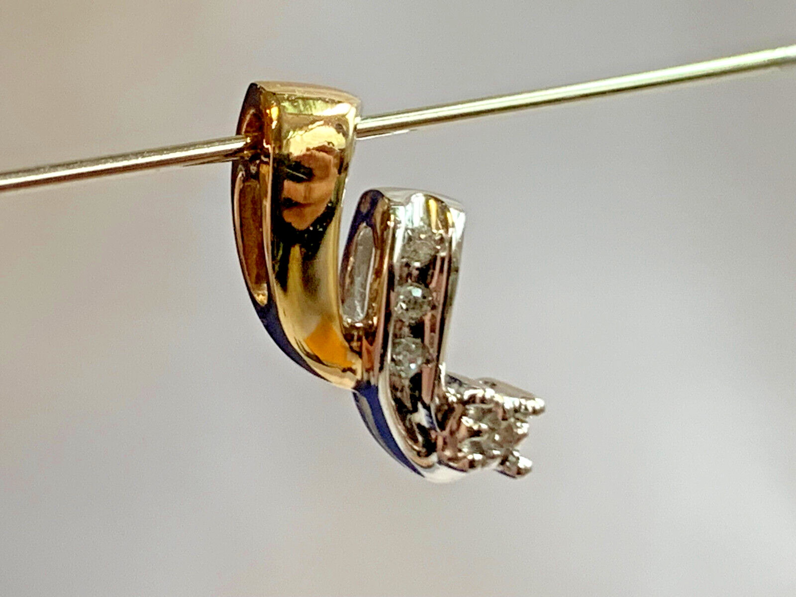 10K Yellow & White Gold Diamond Pendant 1.07g Fine Jewelry Necklace Charm