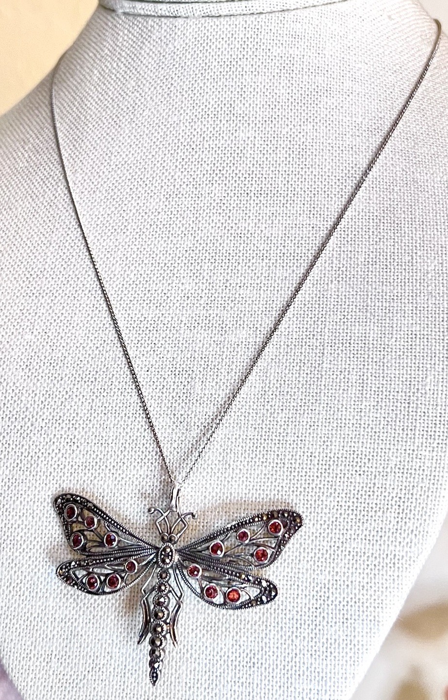LOVELY Designer Sterling Silver & Garnet Dragonfly Brooch/Pendant Necklace
