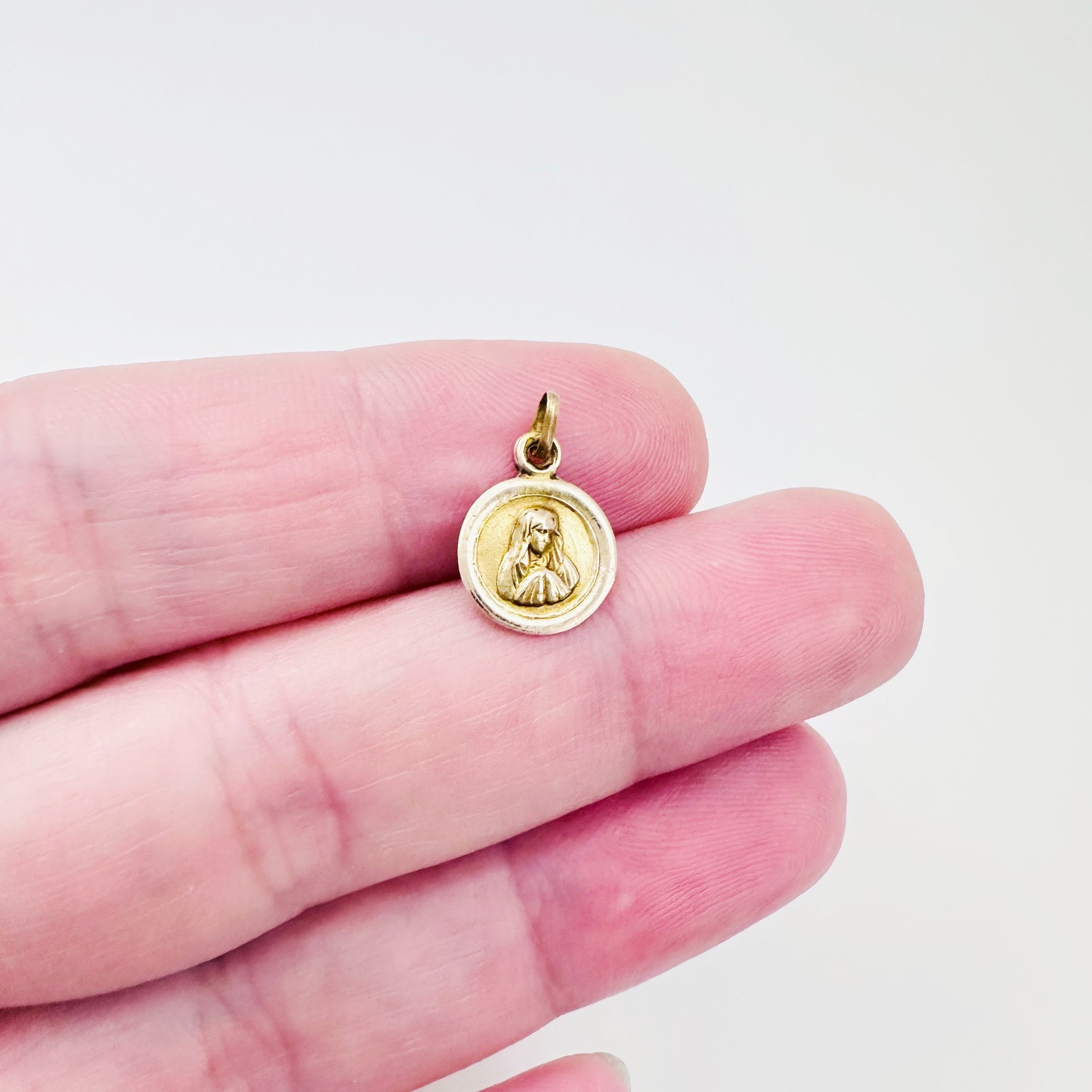 Vintage 14K Gold-Filled Virgin Mary / Sacred Heart of Jesus Medallion Pendant