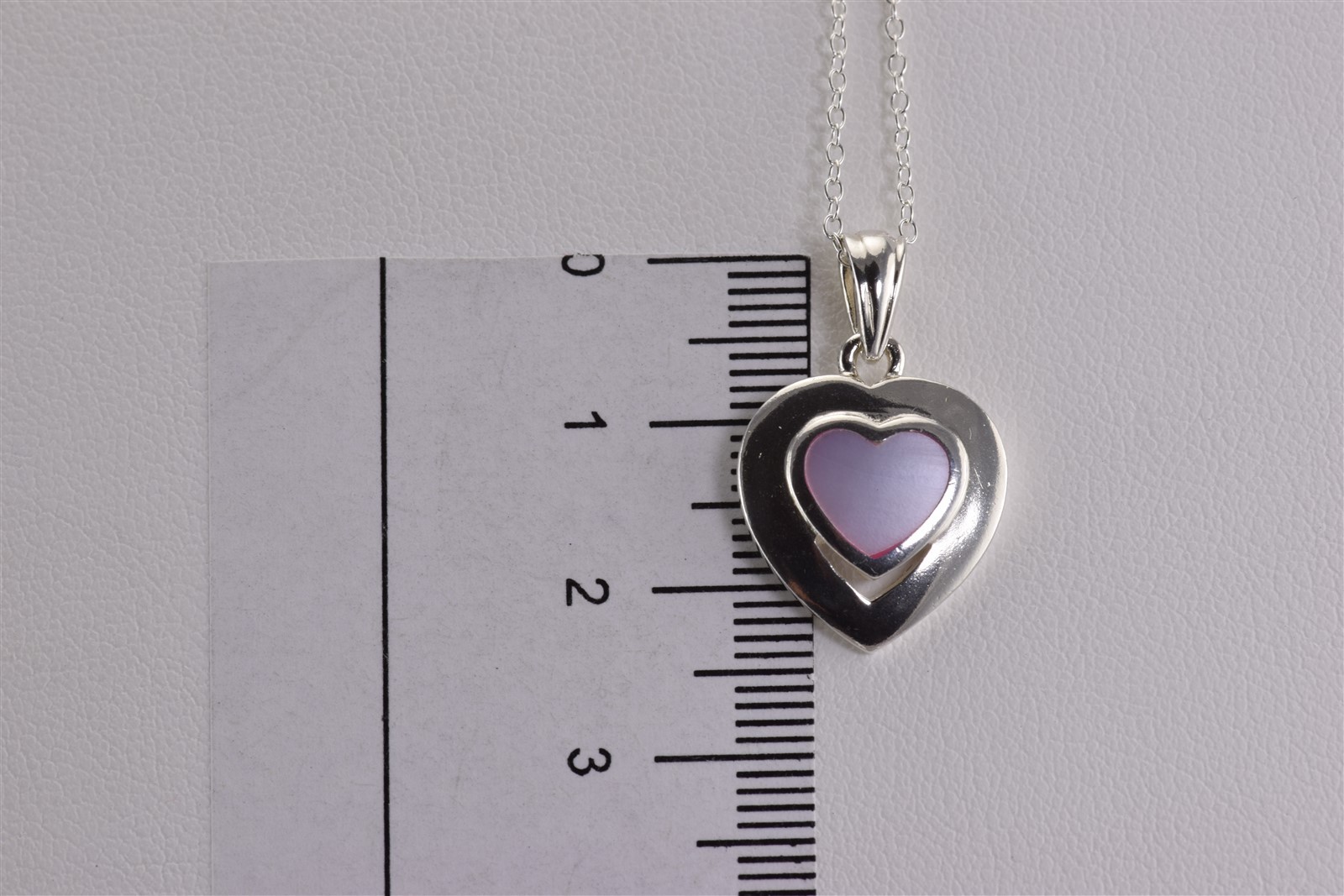 Sterling Silver 16mm x 16mm Pink Mother of Pearl Heart 925 Pendant 18″ Chain