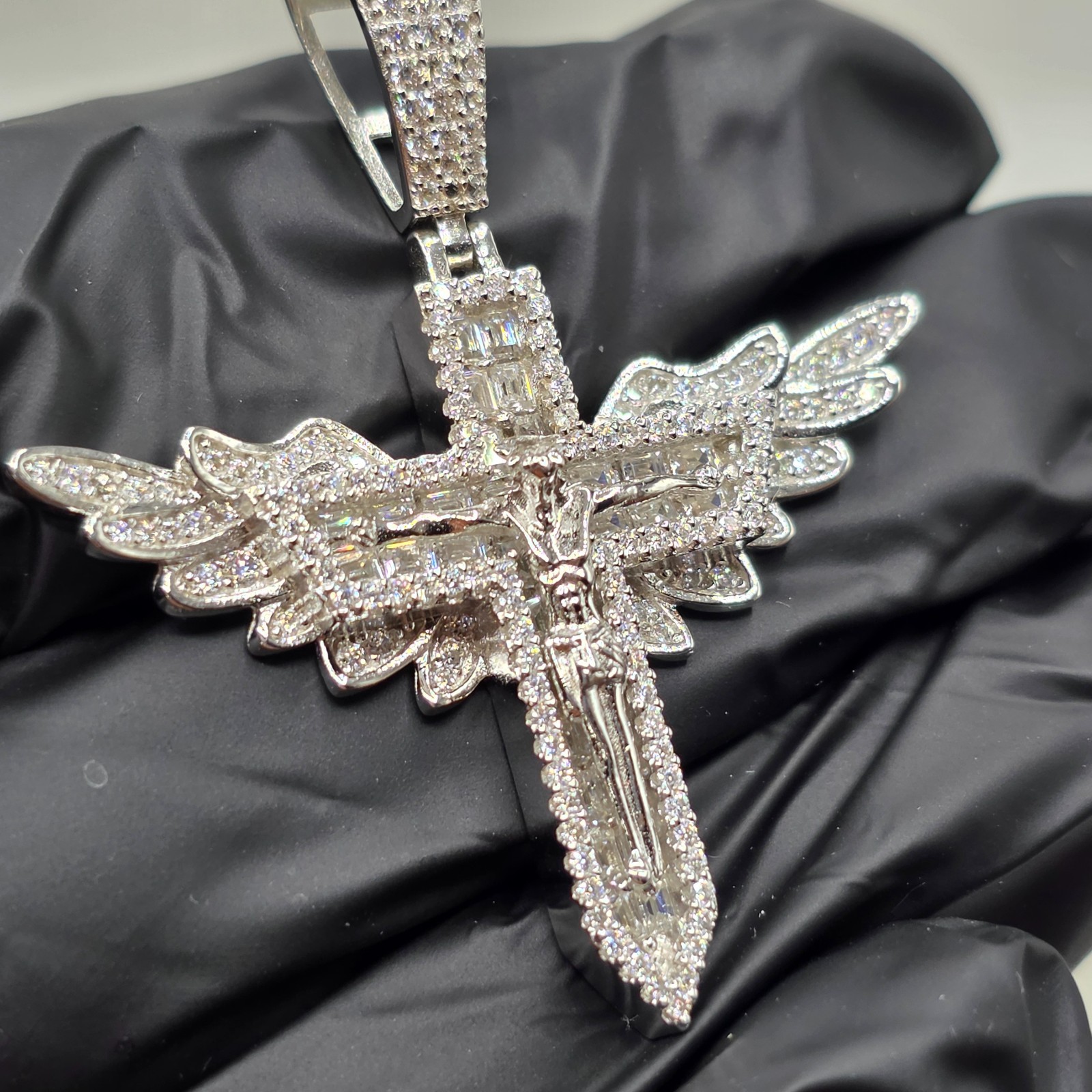 Moissanite Jesus Crucifix Cross Angel Wings Pendant 925 Sterling Silver Lrg Bail