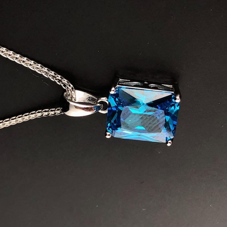 Elegant Mens Blue Topaz Pendant 925 Sterling Silver Ring Jewelry Pendant
