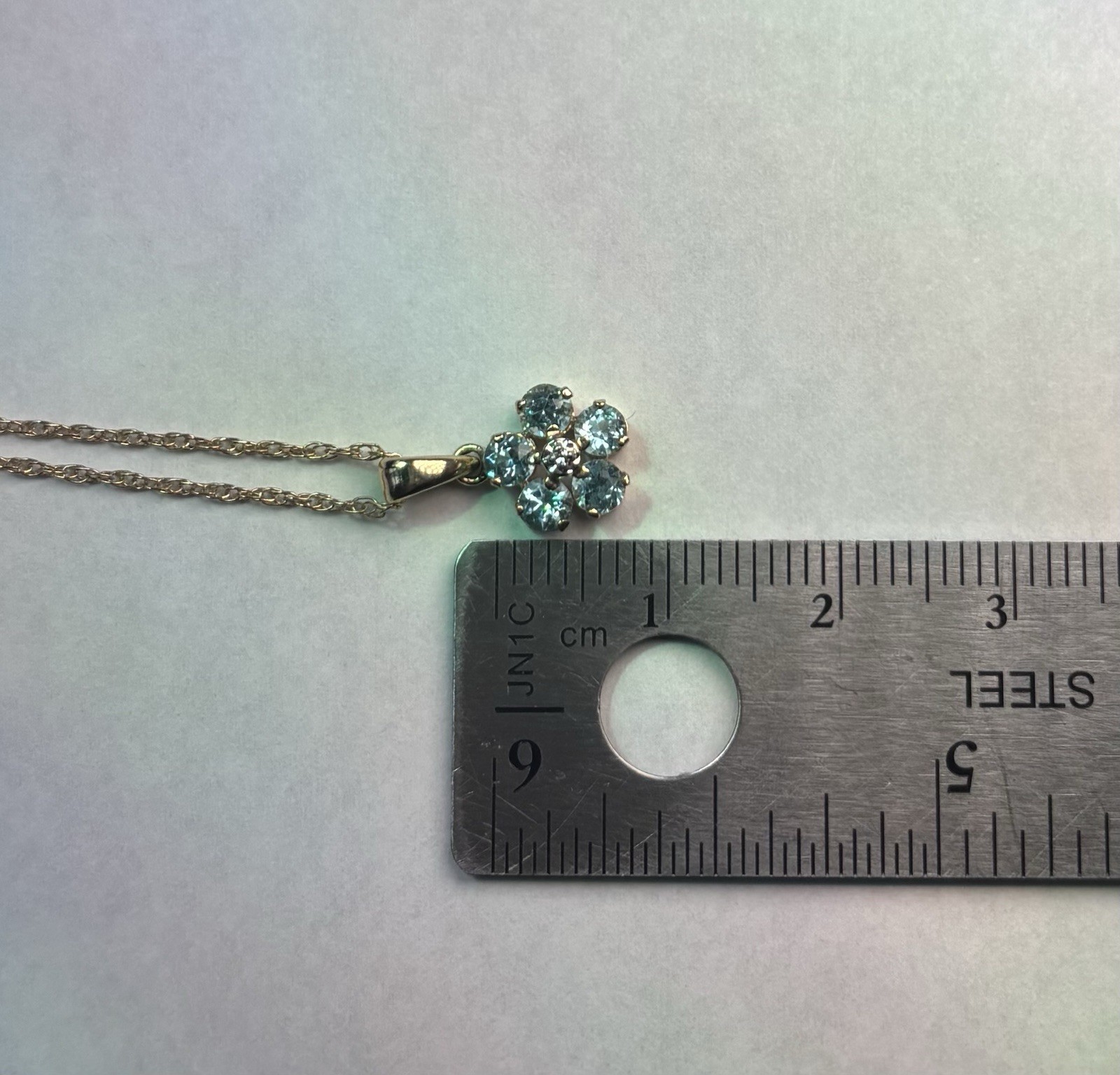 Estate 14k Yellow Gold Diamond And Blue Spinel Flower Pendant Necklace 19” Cable