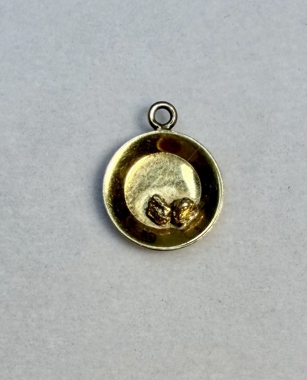 Rare Original Vintage 10K Gold Panning Nugget Miner Pan Charm Pendant .66 Grams
