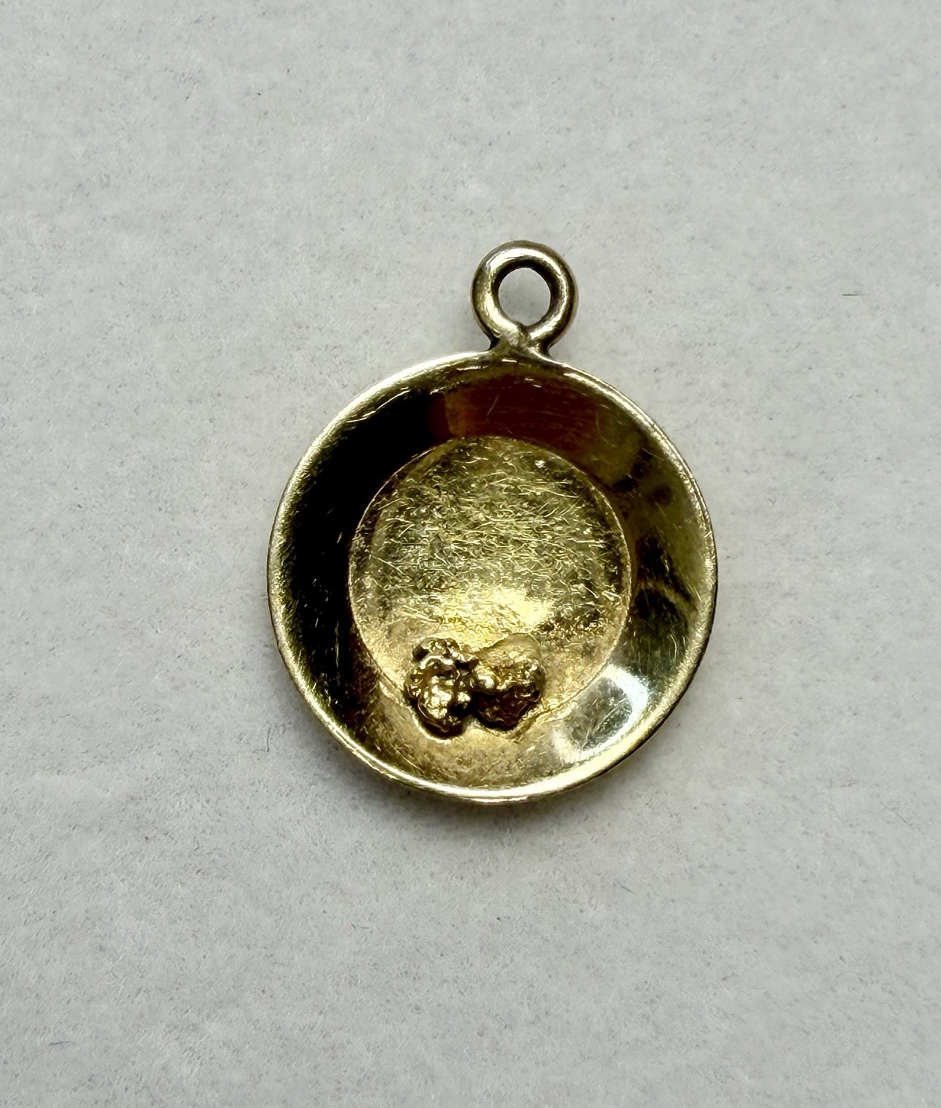 Rare Original Vintage 10K Gold Panning Nugget Miner Pan Charm Pendant .66 Grams