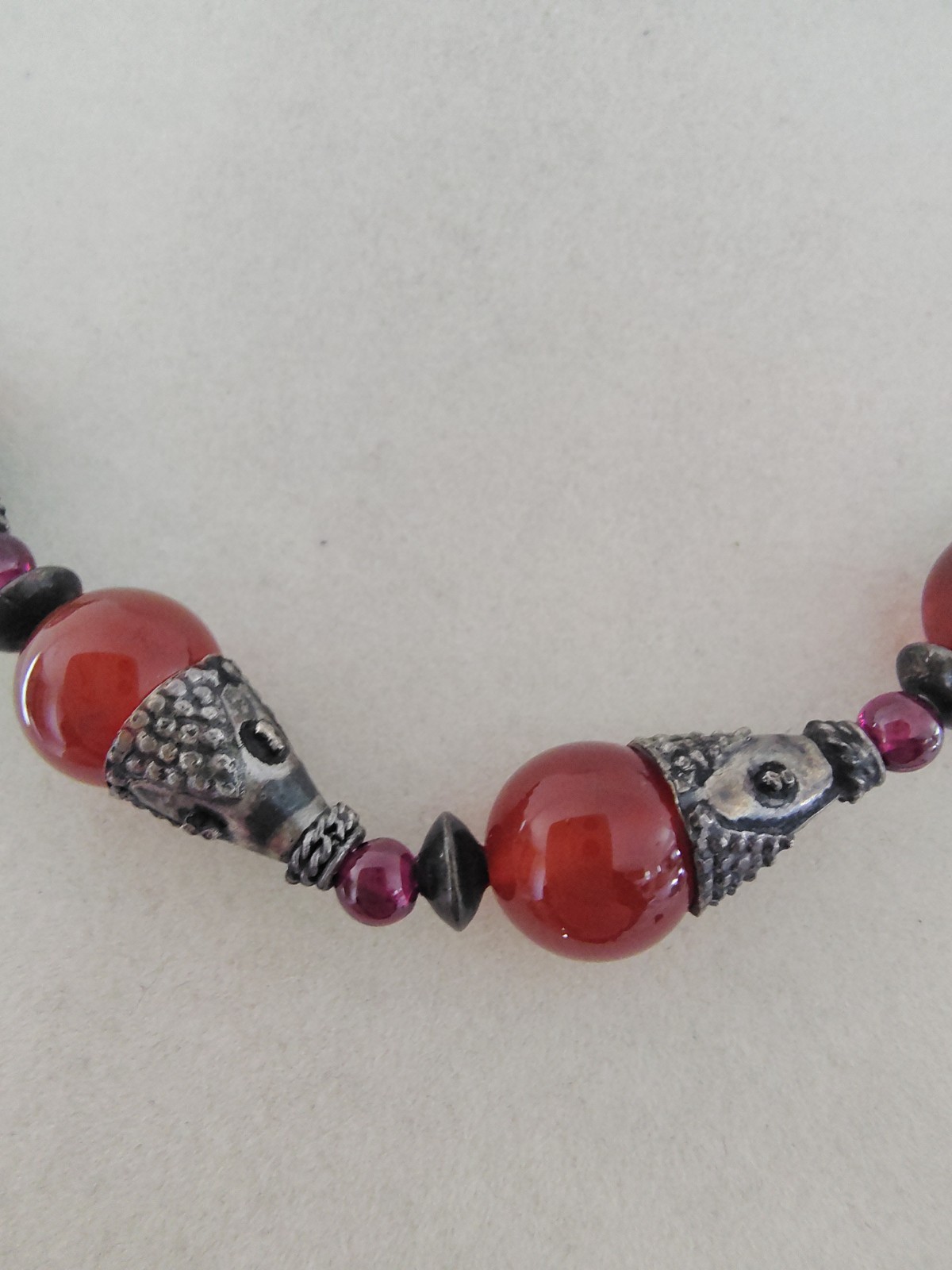 Nancy and Rise NR Sterling Silver Carnelian Garnet Heavy Bead Necklace 18″ RARE