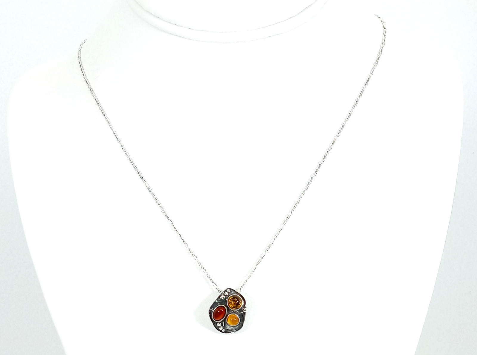 Vintage 925 Sterling Silver Art Deco Baltic Amber Necklace