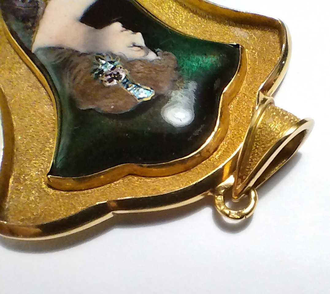 Antique Art Nouveau Period Hand Painted Enamel 19.2k Yellow Gold Shield Pendant