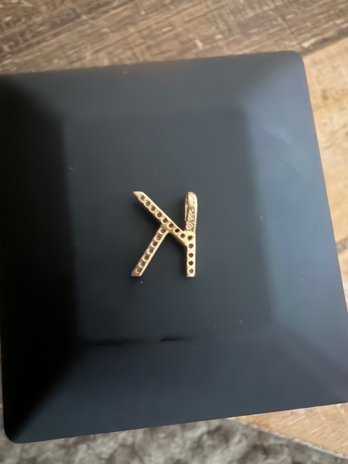 Vintage Reis Nichols solid 14k gold (K) initial diamond pendant preowned
