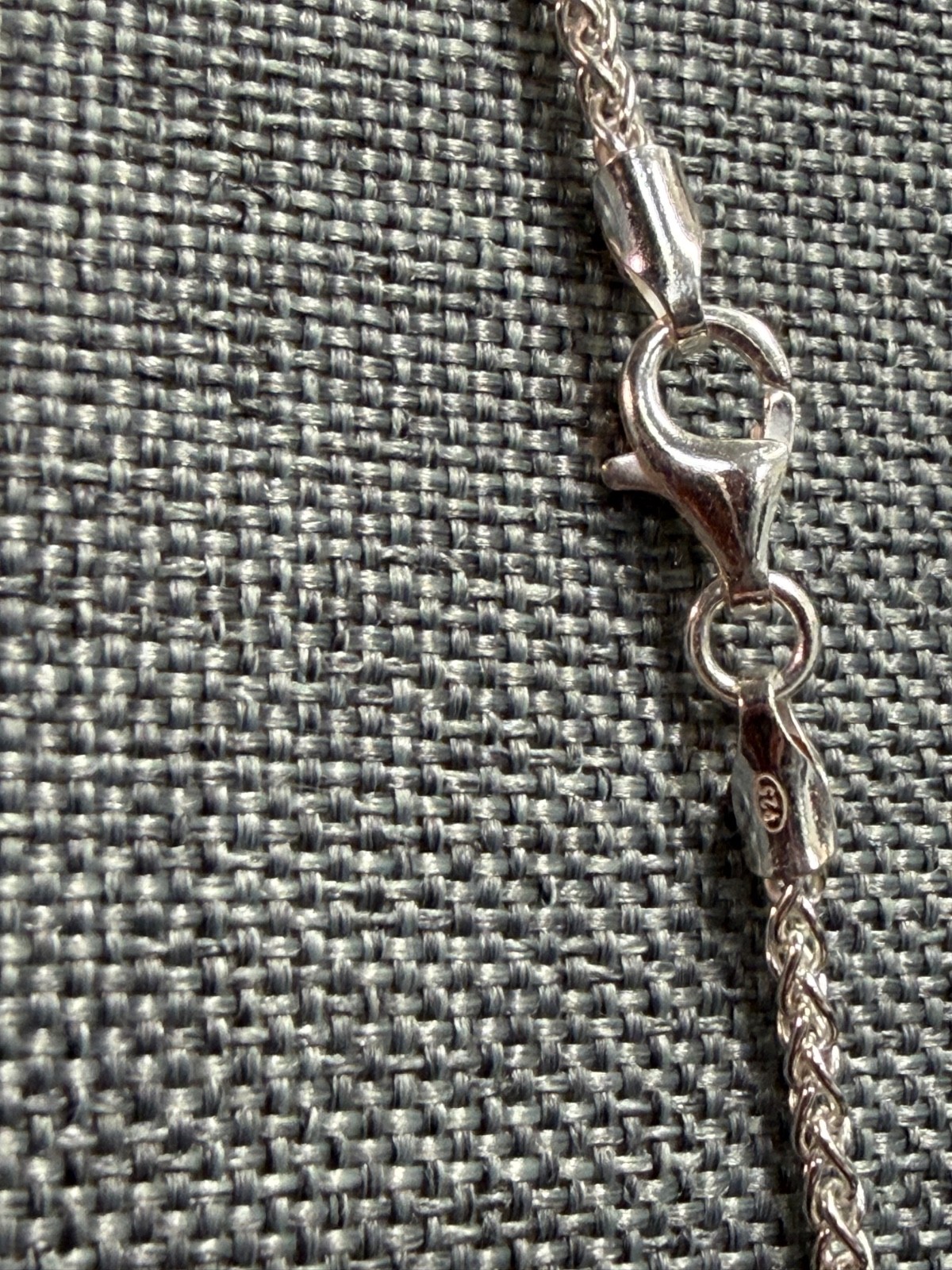 UNIQUE STERLING OYSTER SHELL -SHAPED DIAMOND PENDANT 14K BALE 20″ NECKLACE 17.0G