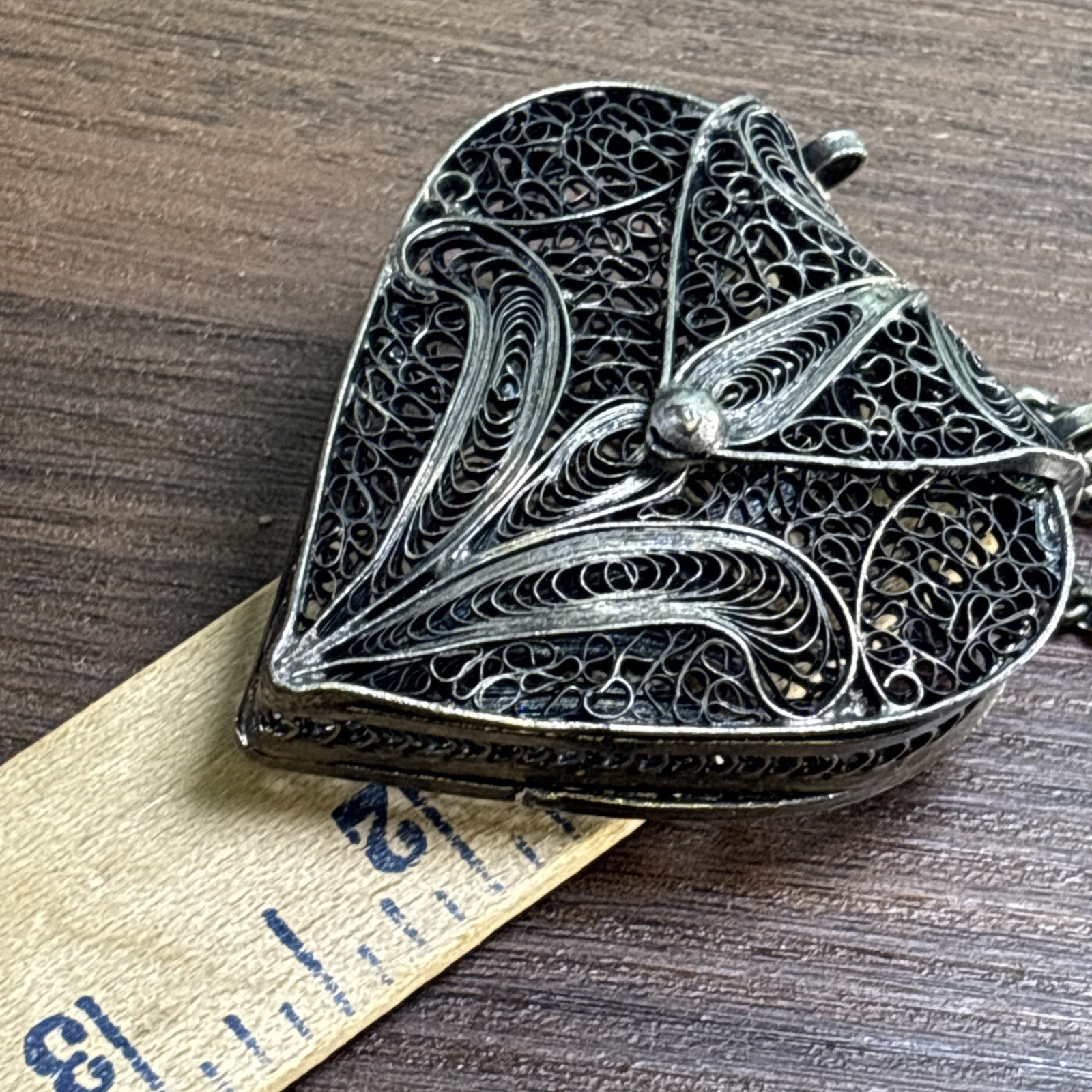 Hand Crafted Silver Filigree Hinged Heart Shape Pendant Locket Box 1.5″ x 1.5″