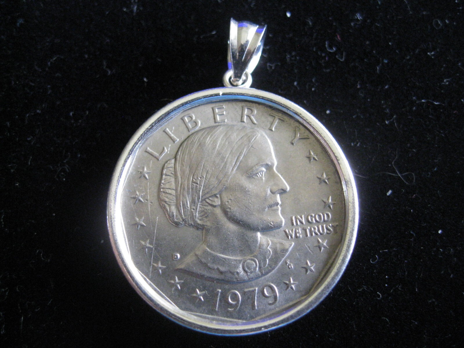 COIN HOLDER & Pendant for COMMEMORATIVE DOLLARS in Sterling Silver YOU CHOOSE