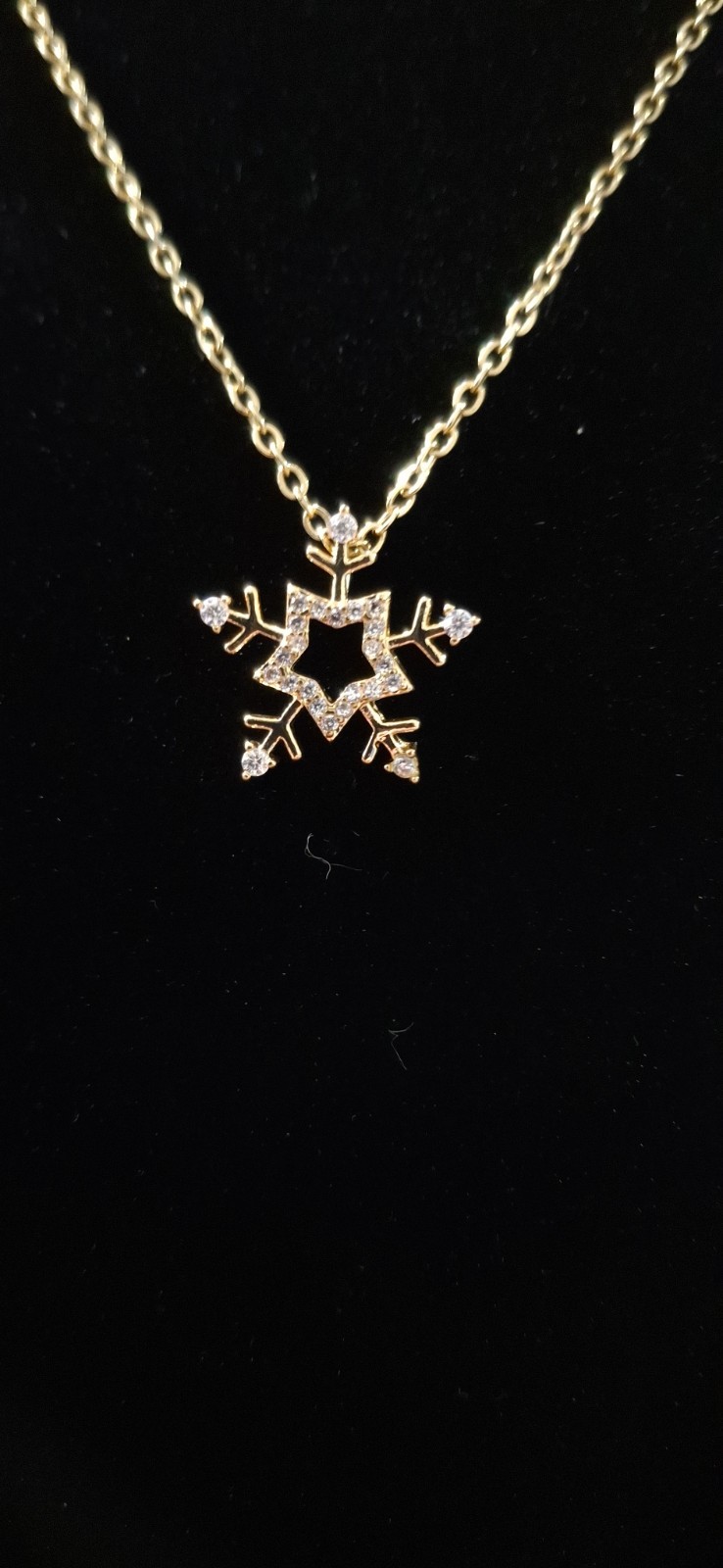 Gold Tone Cable Chain Necklace with Spring Ring Snowflake Pendant White Stones